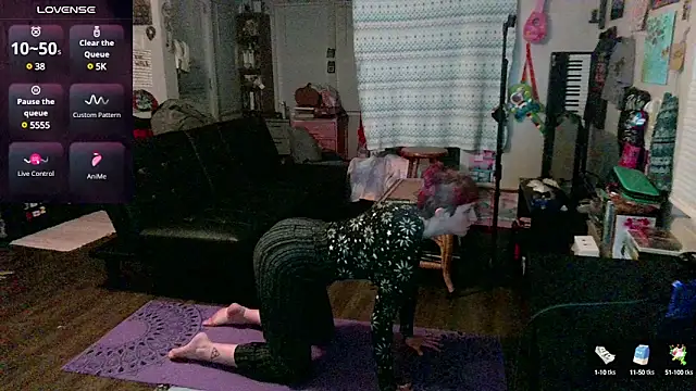 Snapshot of _hellostormy_ chatting on 2, 3, 2025 hellostormy online show from 2, 3, 2025