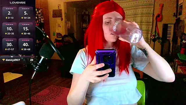 Snapshot of _hellostormy_ chatting on 6, 3, 2025 hellostormy online show from 6, 3, 2025