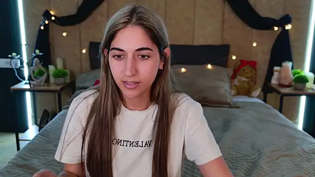 Teresa Stane online show from 21, 2, 2025