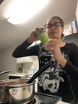 Snapshot of 1prettygem chatting on 8, 1, 2025 1prettygem online show from 8, 1, 2025