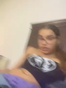 Snapshot of 1prettygem chatting on 5, 2, 2025 1prettygem online show from 5, 2, 2025