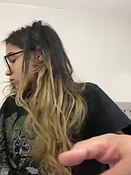 Snapshot of 1prettygem chatting on 9, 3, 2025 1prettygem online show from 9, 3, 2025