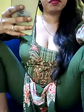 Haniya-143 online show from 27, 10, 2025