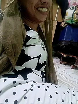 Haniya-143 online show from 23, 5, 2026