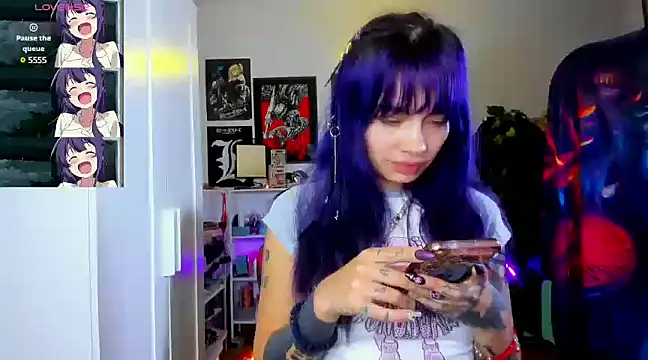 Snapshot of _sakae_ chatting on 5, 2, 2025 sakae online show from 5, 2, 2025