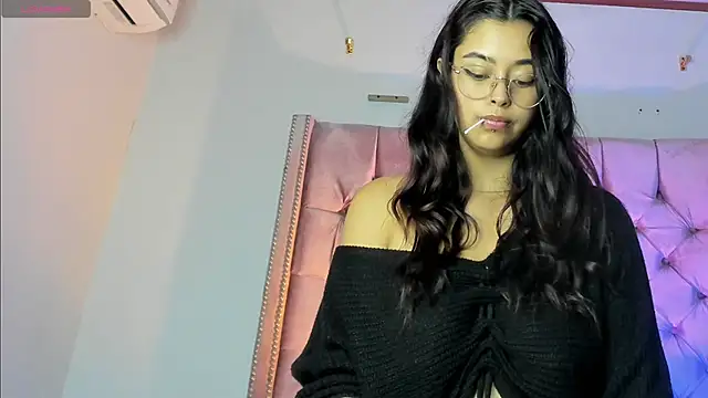 Snapshot of Ariana_Pierce chatting on 16, 2, 2025 Ariana Pierce online show from 16, 2, 2025