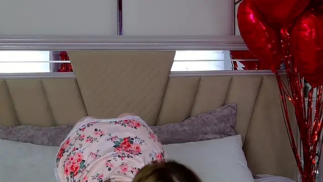 MeganMour online show from 19, 2, 2025