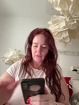 Engel mia online show from 5, 12, 2025