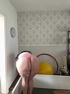 Engel mia online show from 21, 7, 2026