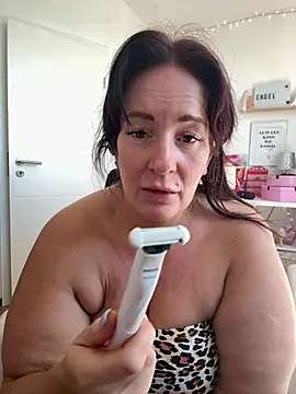 Engel mia online show from 28, 7, 2026