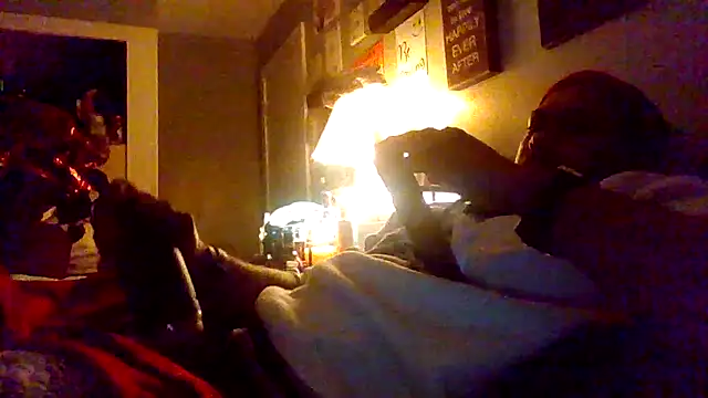 Snapshot of Creationmonster0 chatting on 12, 1, 2026 Creationmonster0 online show from 12, 1, 2026