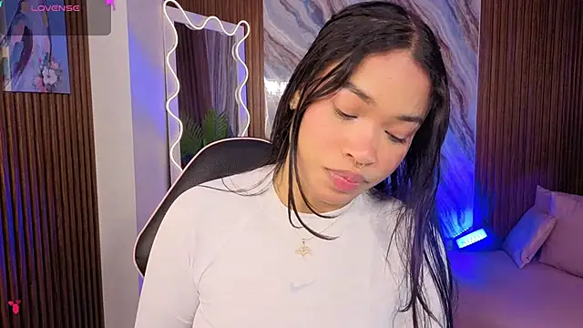 penelope tay1 online show from 30, 4, 2026