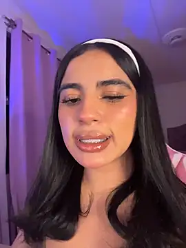Emily-14 online show from 17, 6, 2026