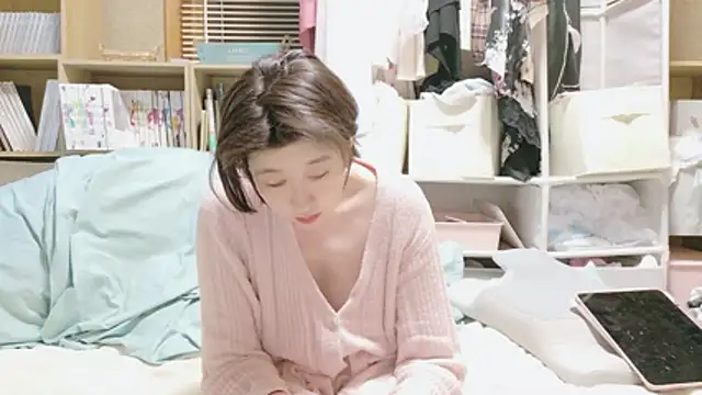 Snapshot of morikawa_sayaka chatting on 15, 5, 2026 morikawa sayaka online show from 15, 5, 2026