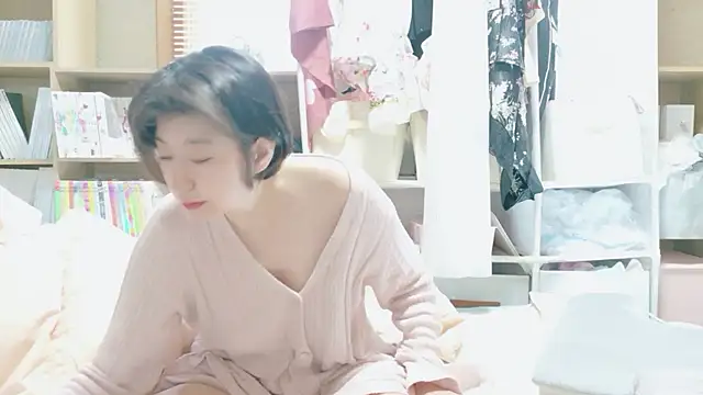 Snapshot of morikawa_sayaka chatting on 25, 5, 2026 morikawa sayaka online show from 25, 5, 2026
