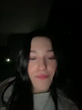 Mia Mia M online show from 24, 4, 2026