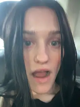 Mia Mia M online show from 29, 4, 2026