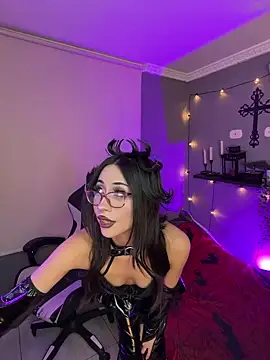 vampy dolll online show from 29, 5, 2026