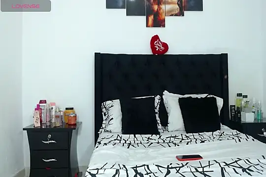 Beautifulkattia online show from 17, 1, 2025