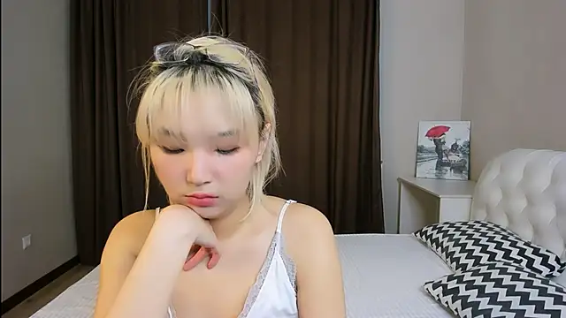 Milla Aheo online show from 17, 9, 2025