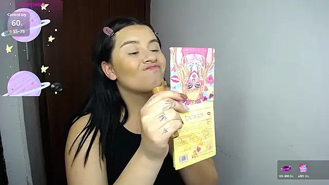 SaraBraun  online show from 23, 1, 2025