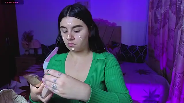 SaraBraun  online show from 8, 9, 2025