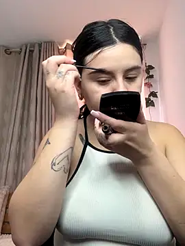 SaraBraun  online show from 22, 10, 2025