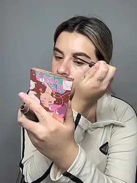 SaraBraun  online show from 28, 4, 2026