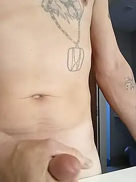 Snapshot of fun2fuck173 chatting on 31, 10, 2025 fun2fuck173 online show from 31, 10, 2025