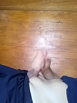 Snapshot of fun2fuck173 chatting on 23, 11, 2025 fun2fuck173 online show from 23, 11, 2025