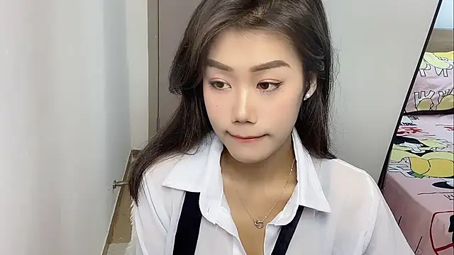 Bella-LL online show from 1, 3, 2025