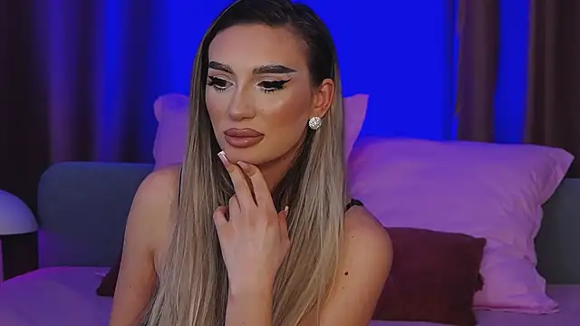 Snapshot of FelyJolie chatting on 21, 2, 2025 FelyJolie online show from 21, 2, 2025