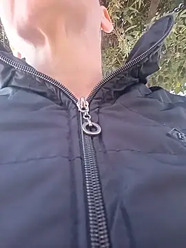 sasi luna online show from 27, 4, 2026