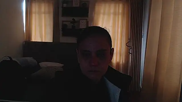Snapshot of sasi_luna chatting on 23, 5, 2026 sasi luna online show from 23, 5, 2026