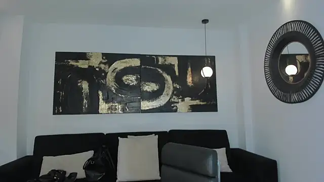 Snapshot of MiaFarrell_ chatting on 17, 2, 2025 MiaFarrell online show from 17, 2, 2025