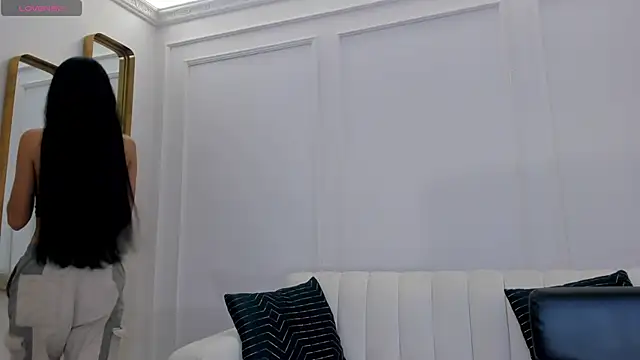 BellaCarteer  online show from 10, 3, 2025