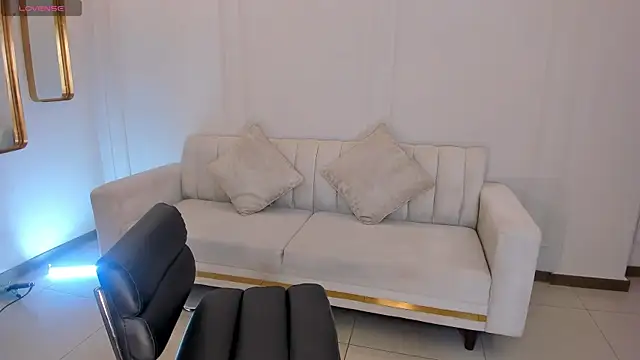 BellaCarteer  online show from 24, 4, 2026