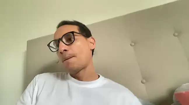 alex ruiz85 online show from 14, 2, 2025