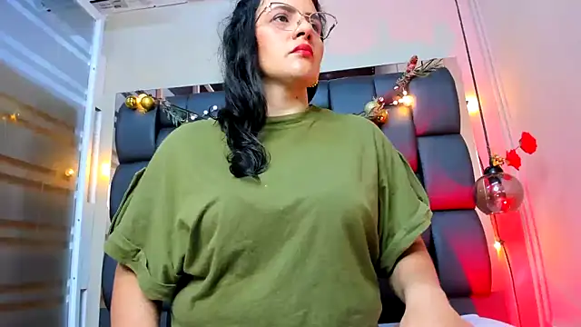 africa holmes online show from 24, 3, 2026