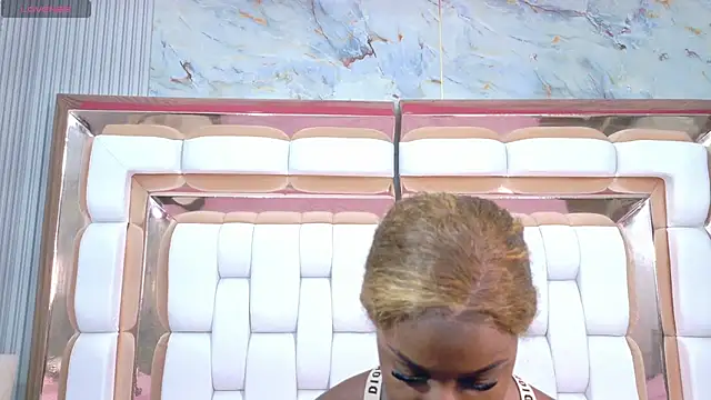 kinkyandsavage online show from 25, 11, 2025