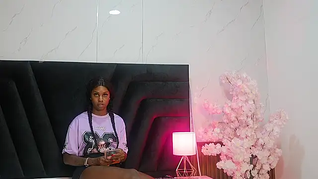 kinkyandsavage online show from 25, 7, 2026