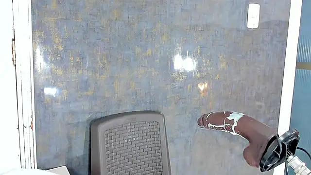 violett collins  online show from 7, 11, 2025