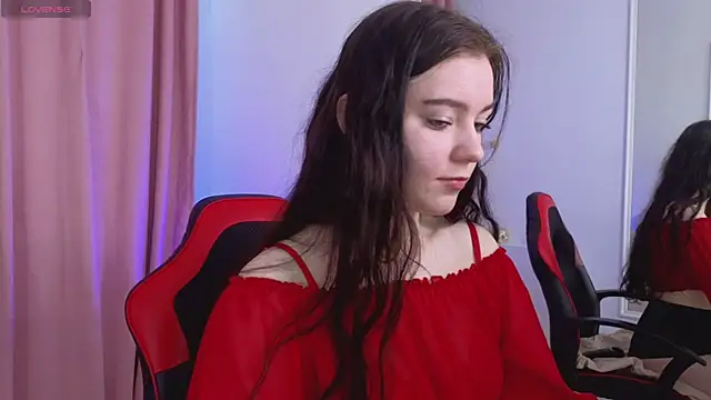 Lana  Cute  online show from 6, 1, 2025