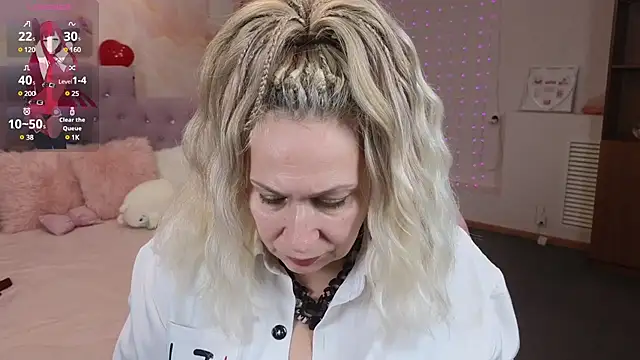 Penelope Pinky online show from 12, 2, 2025