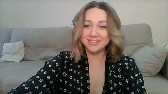 VickyLove047 online show from 24, 2, 2025