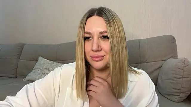 VickyLove047 online show from 28, 9, 2025