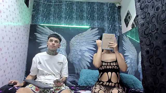 exotic hot couple online show from 15, 3, 2026