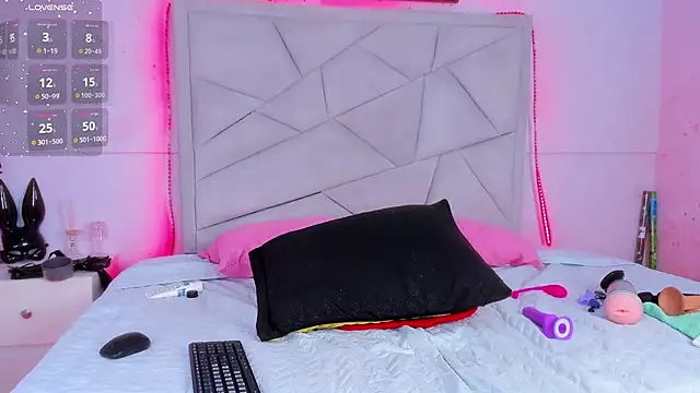 JACK BLOSSOM  online show from 31, 12, 2024