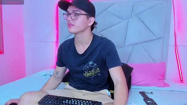 JACK BLOSSOM  online show from 7, 1, 2025