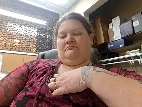 chrissybear84 online show from 1, 2, 2026